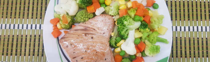 Tuniak s parenou zeleninou