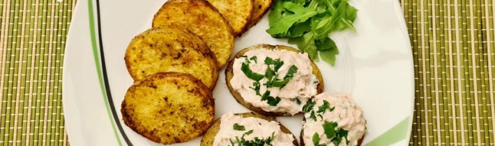 Pečené zemiaky s tuniakom a tvarohom